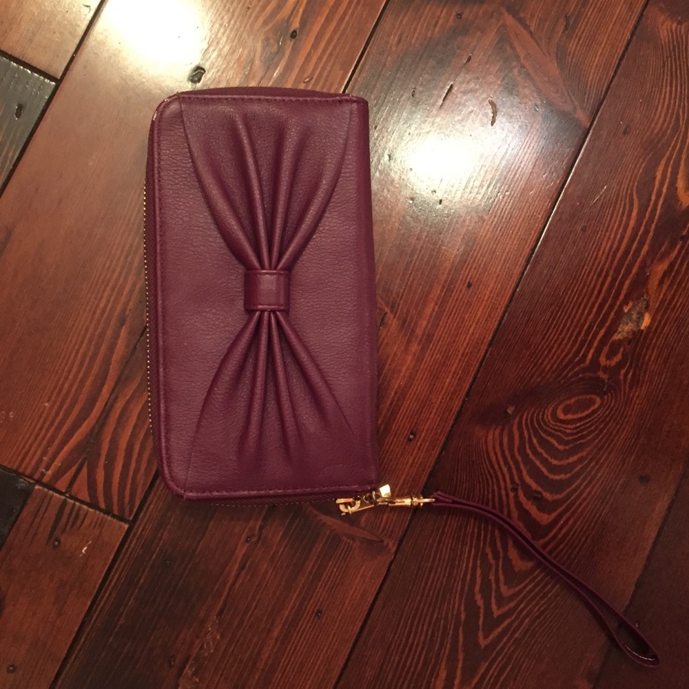 Deep Purple Bow Clutch